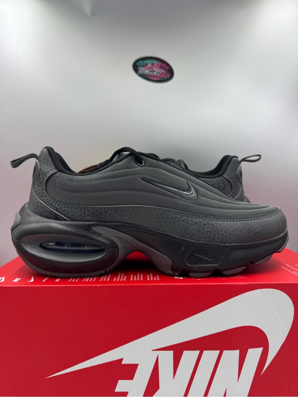 Nike Air Max Portal SE Black Iron Grey BRAND NEW Size 11 Women